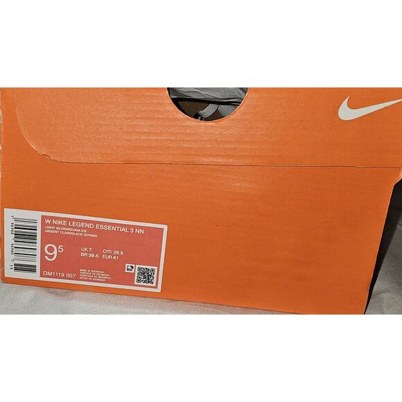 Nike Legend Essential 3 Next Nature Women's Workout Shoes - Picture 6 of 6